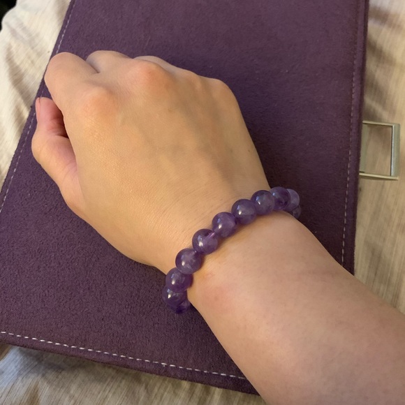 🎀Buy 3 for $18🎀  ✨Purple Jadeite Bracelet - Picture 2 of 3